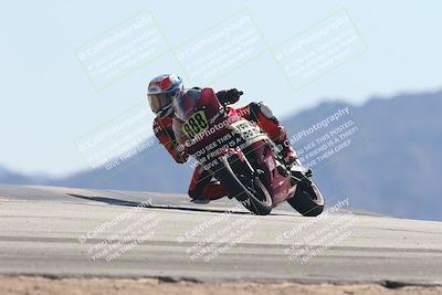 media/Oct-30-2025-Racers Edge (Thu) [[dabbdaf680]]/3-B Group/Session 4 Turn 9/